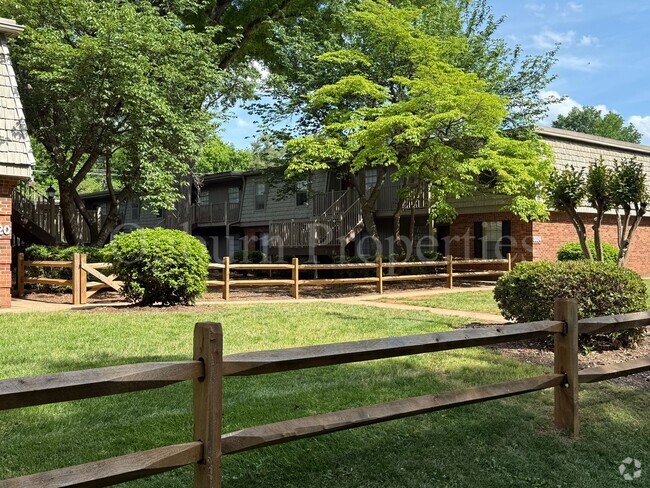 Building Photo - 3824 Country Club Rd Rental