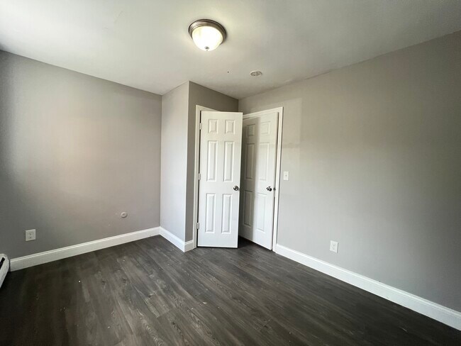 572 Stuyvesant Ave 12 - 578 Stuyvesant Ave Unidad 12