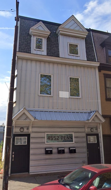 4552 Penn Ave Unit 3