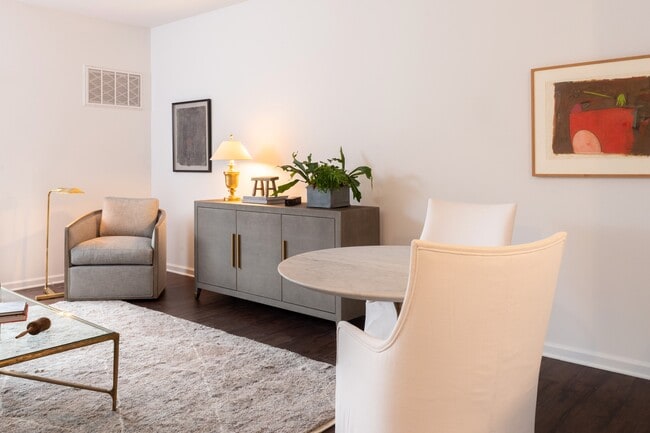 Pinnacle Living at Forts Ferry - Pinnacle Living at Forts Ferry