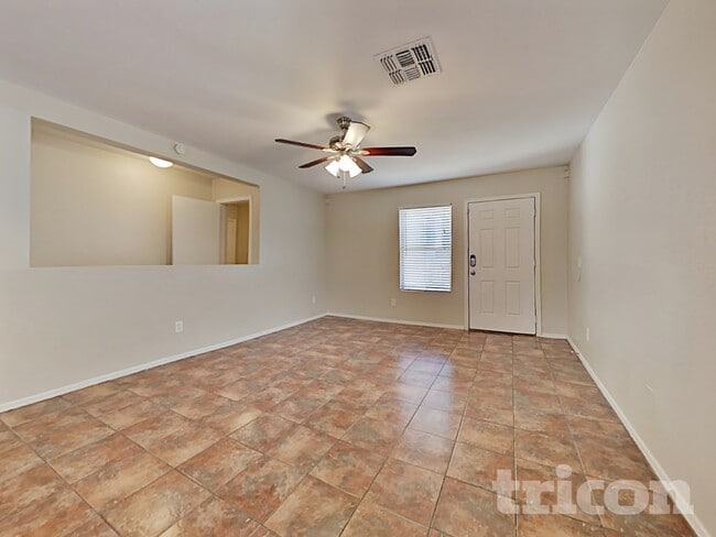 Photo - 11519 W Windrose Ave