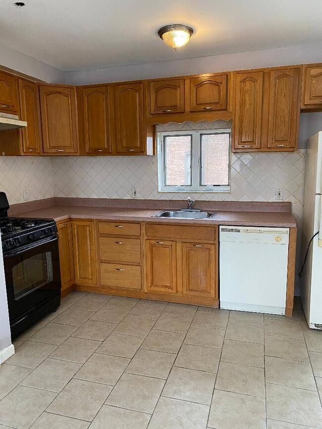 Photo - 2027 Bath Ave House