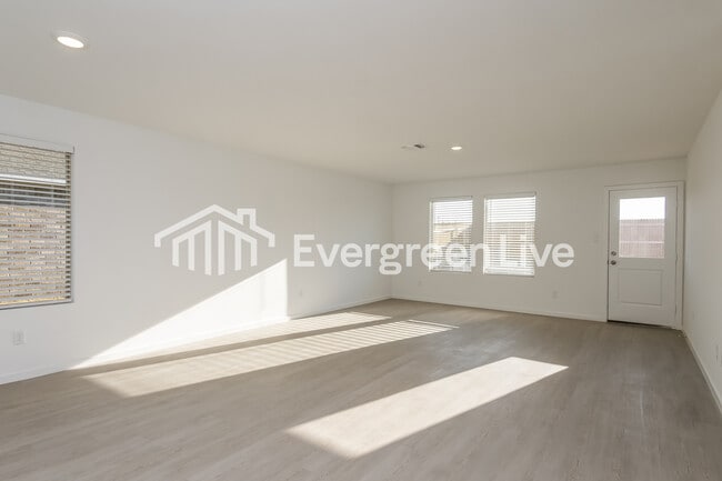 Photo - 9612 NW 125th St