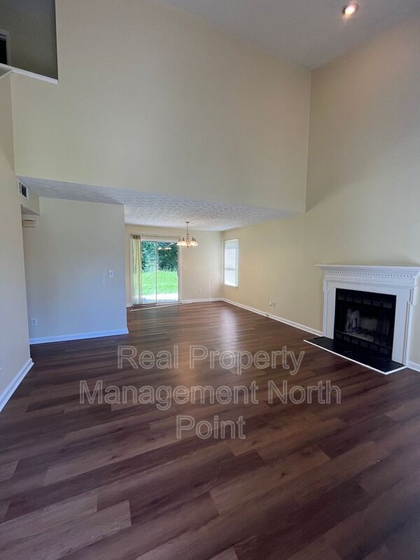 Photo - 3004 Kenville Ln