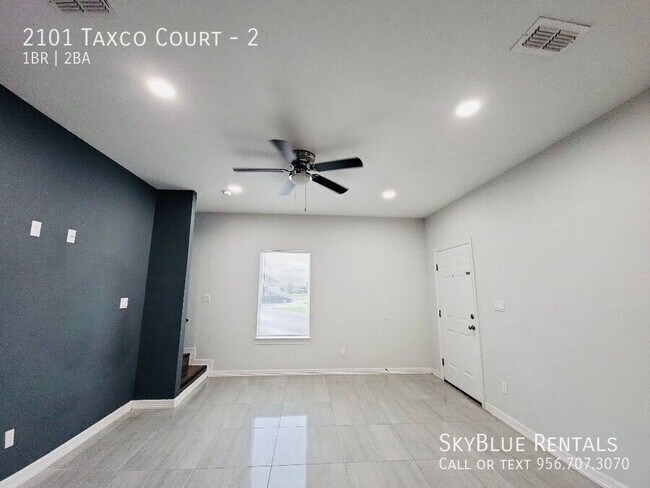 Photo - 2101 Taxco Ct Unit 2