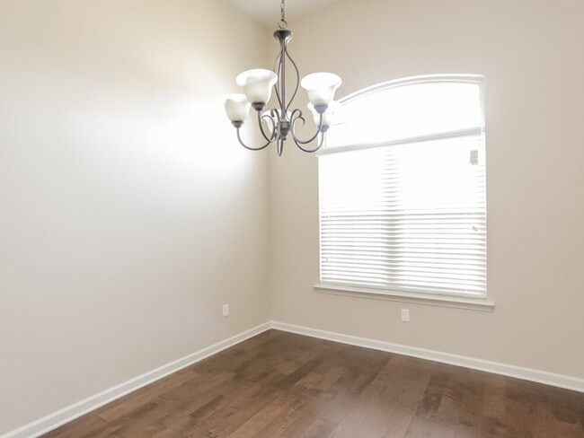 Photo - 8078 Baron Dr