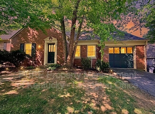 Building Photo - 484 Hart Rd