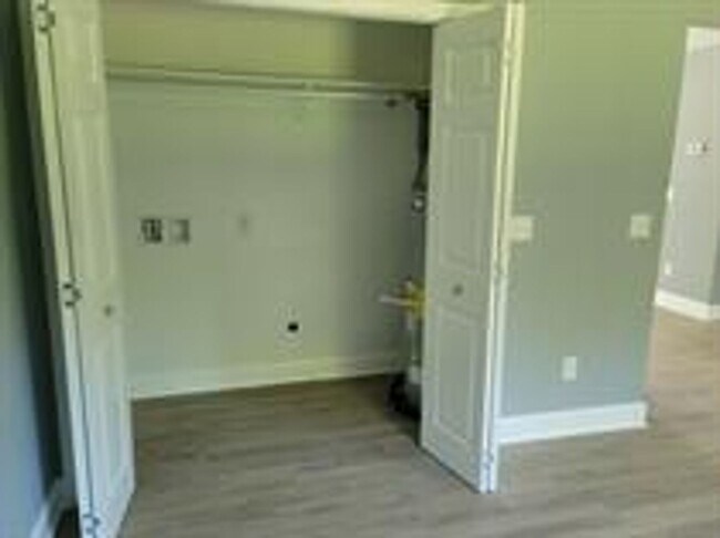 Photo - 3628-3632 Dorris Street Unit 3632