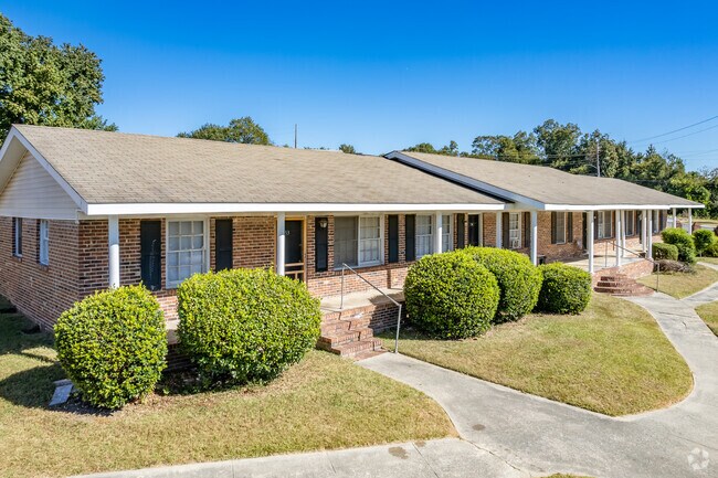 Building Photo - Linkwood Manor Rental