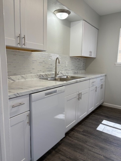 Building Photo - 1228 Cavender Dr Unit 101