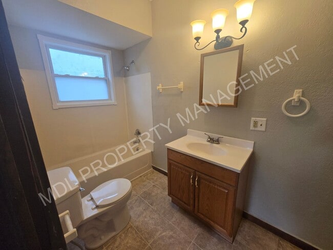 Photo - 1309 S Michigan Ave Unit #1