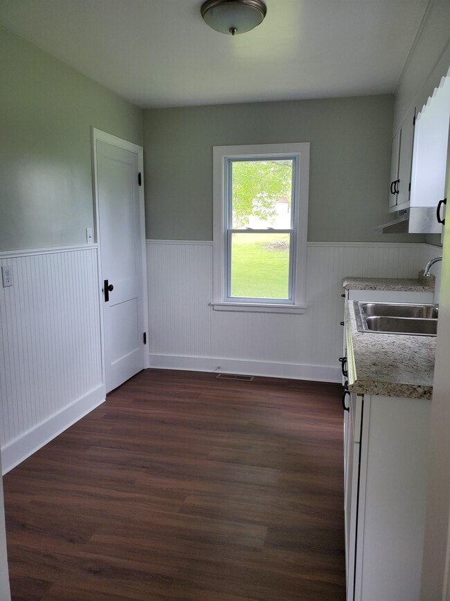 Photo - 170 Schroyers Ln