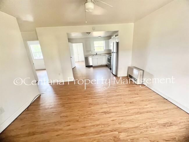 Photo - 2205 Locust St