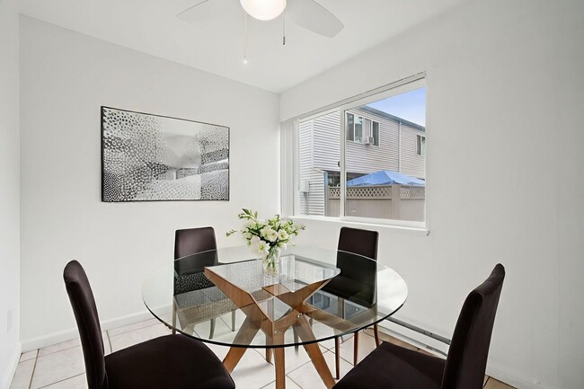 Photo - Images Columbia Apartments