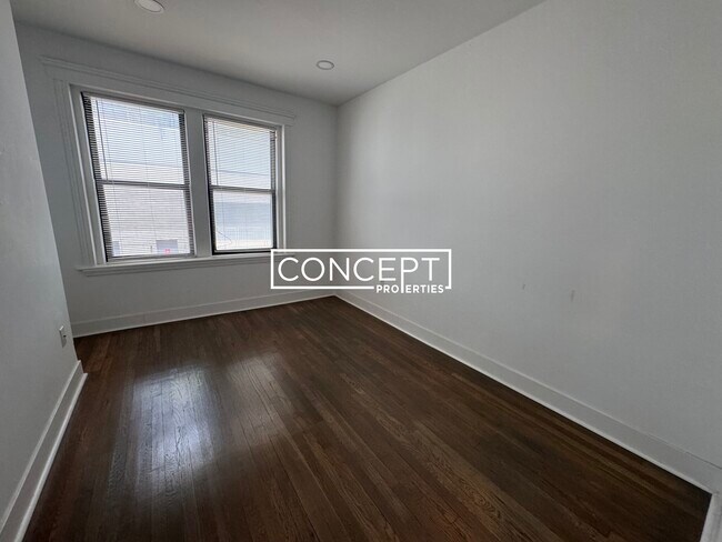 Photo - 11 Peterborough St Unit 3CP