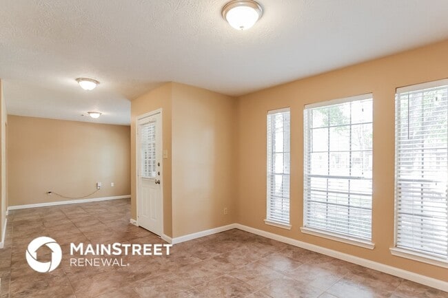 Photo - 8835 Creek Willow Dr