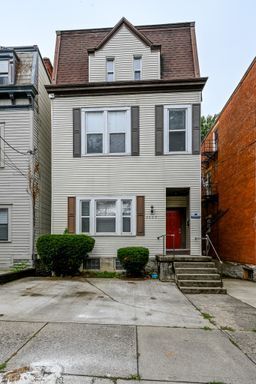 Photo - 2667 Bellevue Ave Unit 3