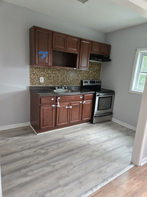 Photo - 724 E Price St