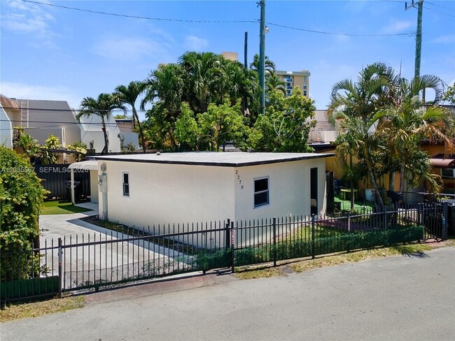 Photo - 2270 NE 135th Terrace