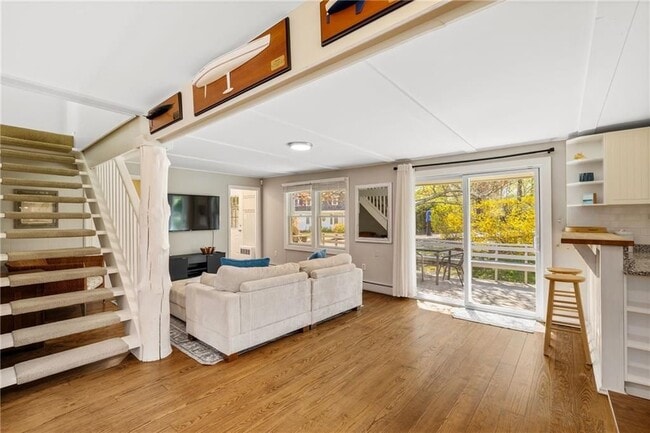 Photo - 7 Cowsill Ln