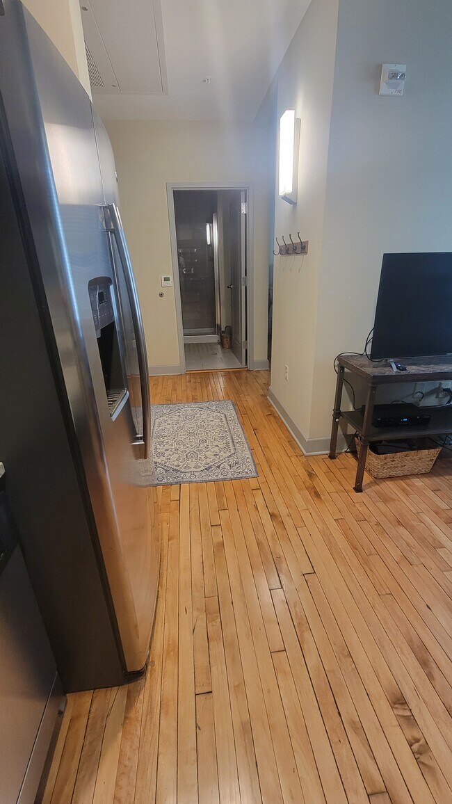 Photo - 125 N. Dargan Street, 2E