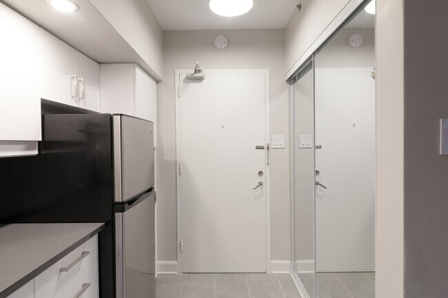 Photo - 3455 Rue Aylmer Unit 503