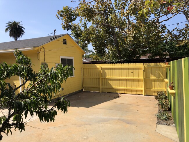 Photo - 647 Brooks Ave