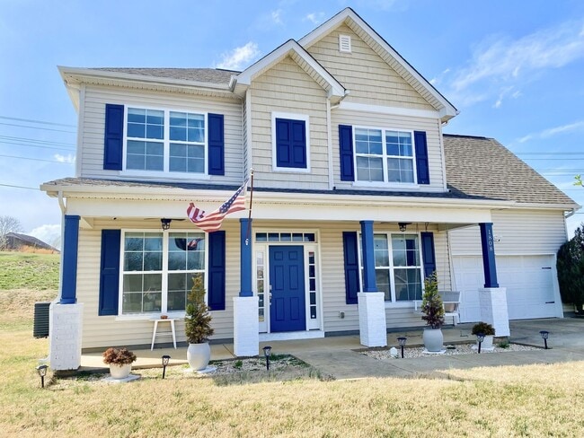 Photo - Great Location!! - 3 bedroom 2.5 bath home