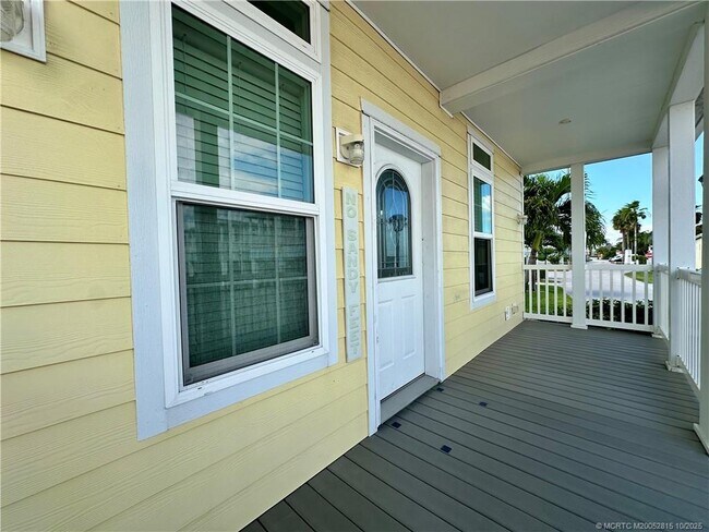Photo - 138 NE Coastal Dr