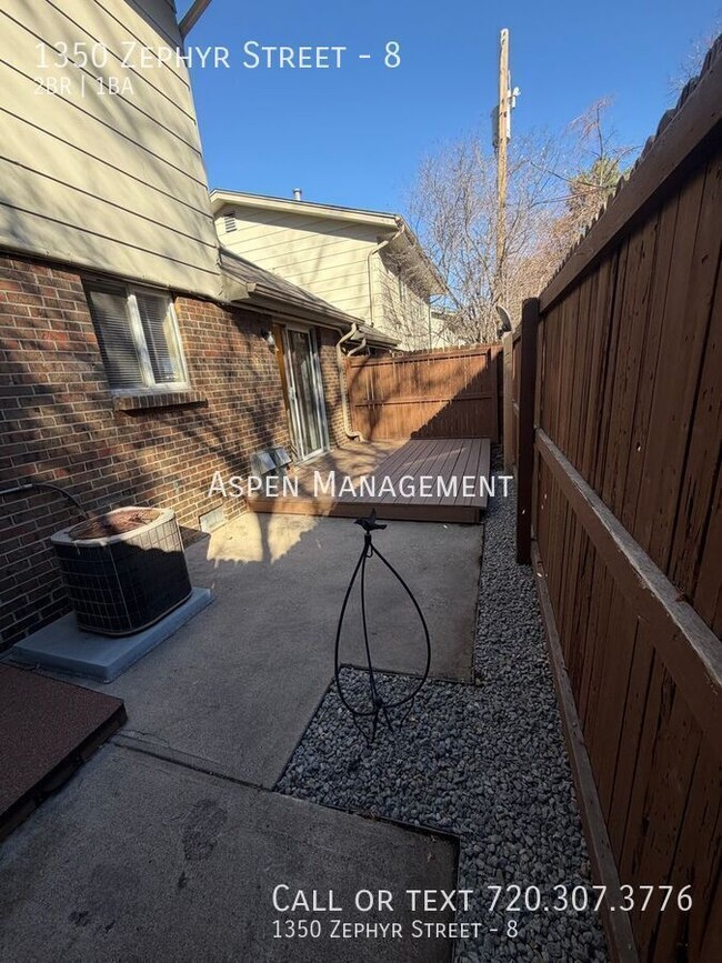 Photo - 1350 Zephyr St