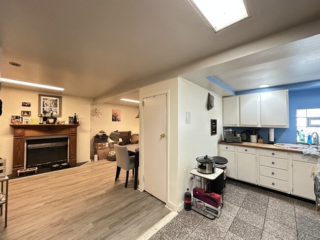 Photo - 2341 N Leavitt St Unit J03P