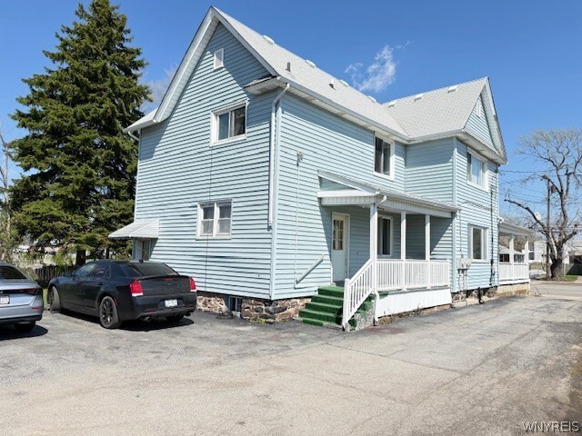 Photo - 1816 Military Rd