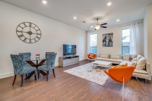 Photo - 1052 Maverick Dr