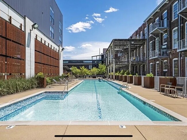 Photo - 1350 Rosa L Parks Blvd Unidad U246 Werthan Luxury Lofts