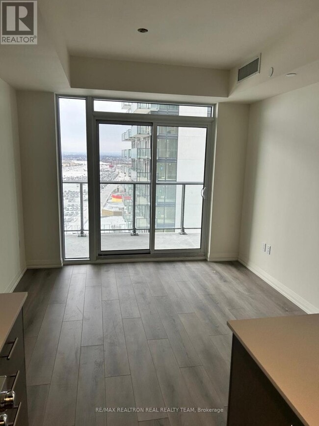 Photo - 8960 Jane St Unit 1211