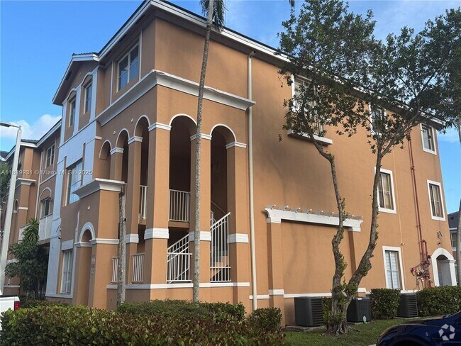 Building Photo - 7150 NW 177th St Unit 209-15 Rental