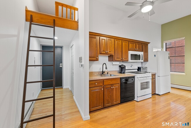 Photo - 64-66 Congress St Unit 203