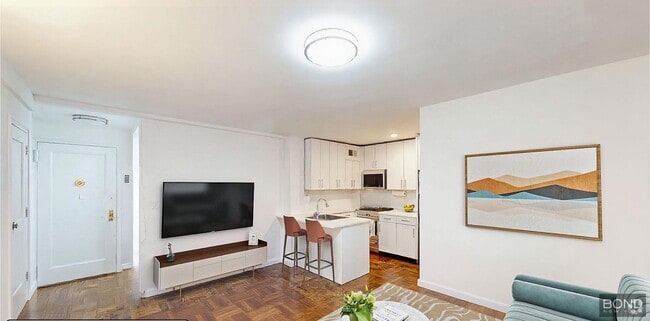Building Photo - 160 E 55th St Unit 7F Rental