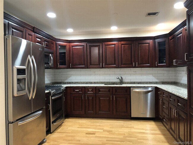 Photo - 147 Main St Unit 2-H