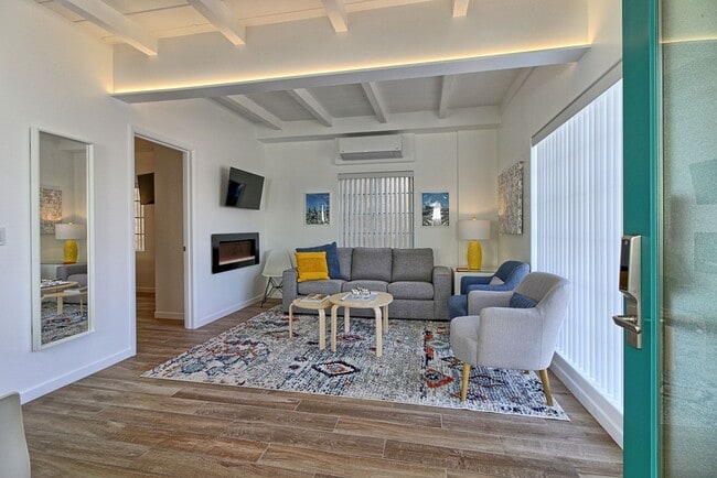 Photo - 1078 Seaward- MFR Unidad 1