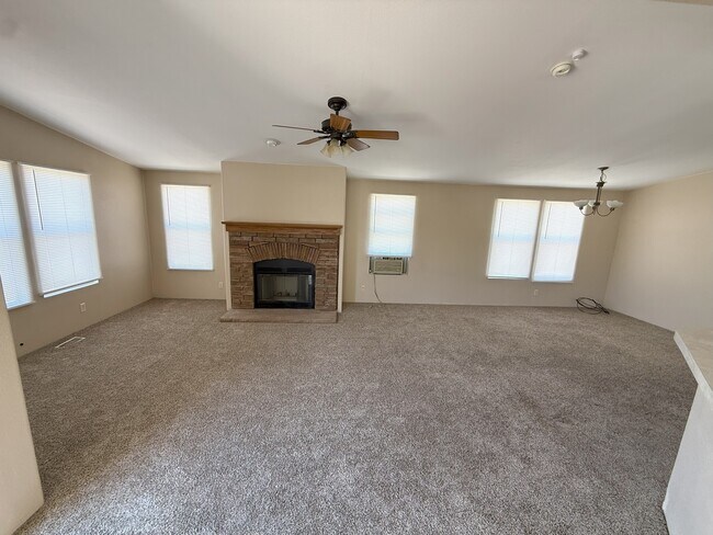 Photo - 1632 Sierra Vista Dr