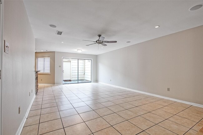 Photo - 17163 Beaver Springs Dr Unit 14