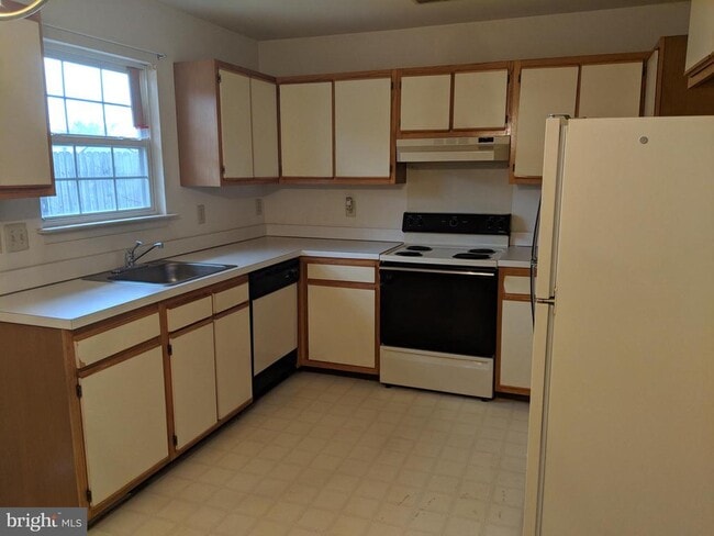 Photo - 105 Periwinkle Dr