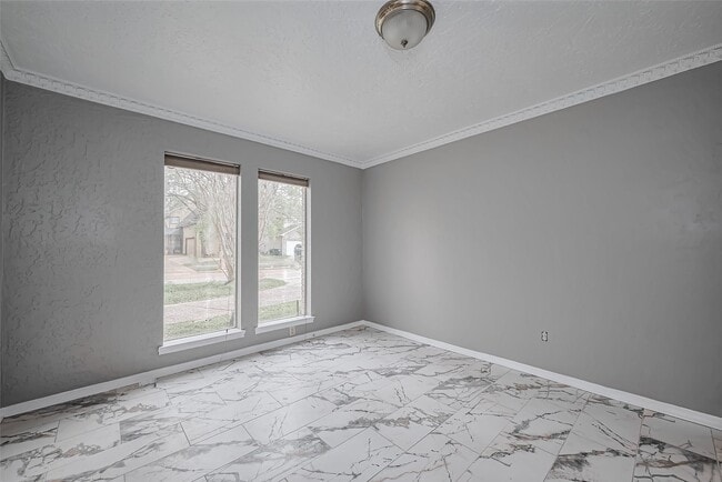 Photo - 4015 Black Locust Dr