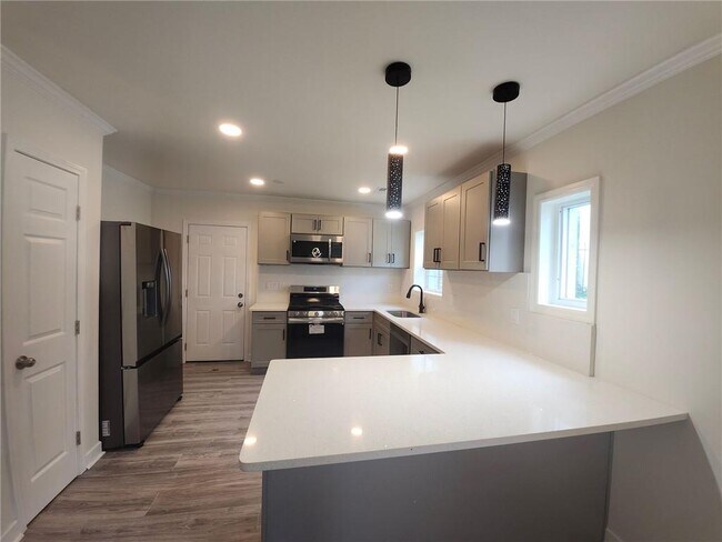 Photo - 1062 Grant Terrace SE