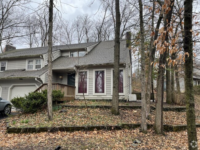 Building Photo - 12 E Clarkson Rd Rental