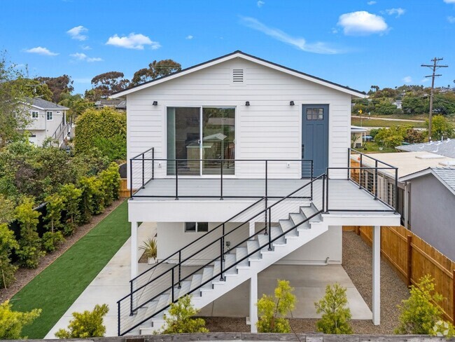 Building Photo - Introducing a stunning newly constructed t... Rental