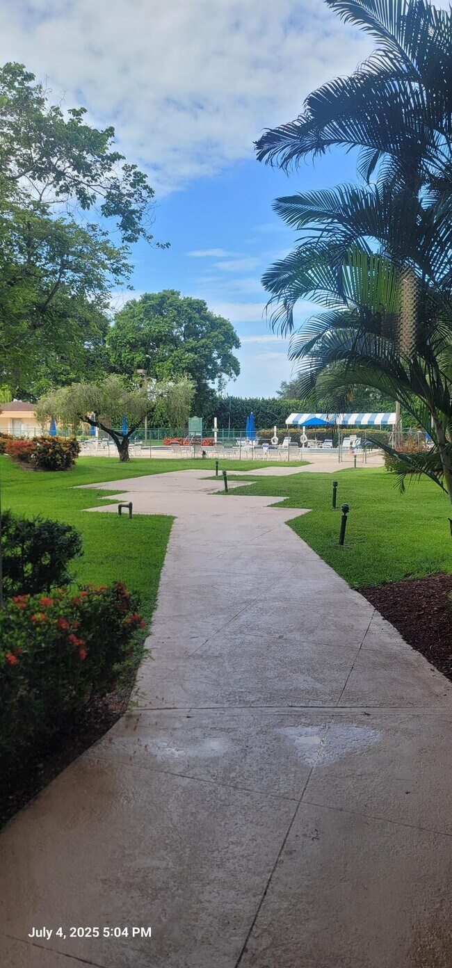 Photo - 1300 Saint Charles Pl Unit BANYAN L19