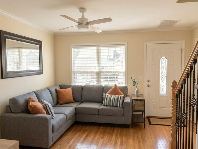 Photo - 200 Clover Ct