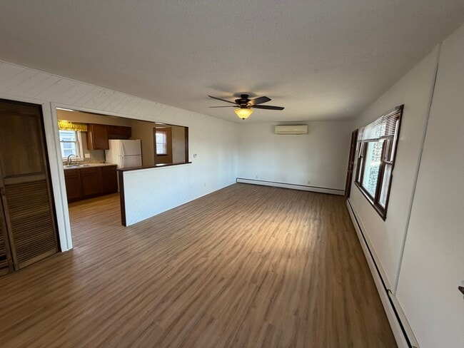 Photo - House for Rent!